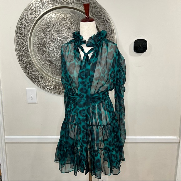 NWT Gigiis Green and Black Cheetah Print Dress with Belt Size Medium - Picture 2 of 10